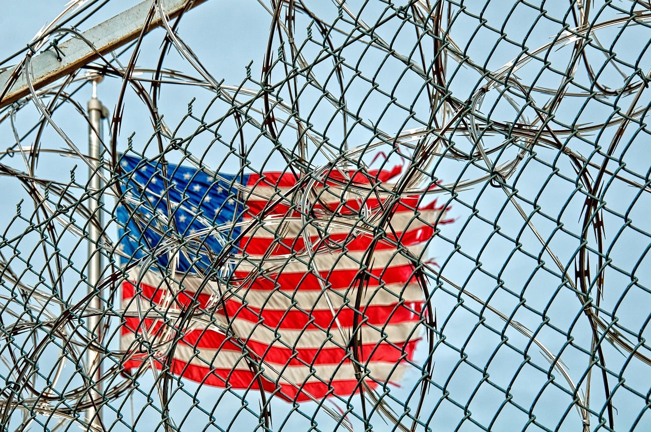prison 370112 1280